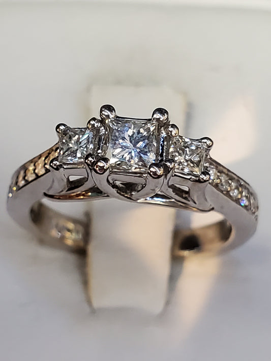 #4940 Diamond engagement ring