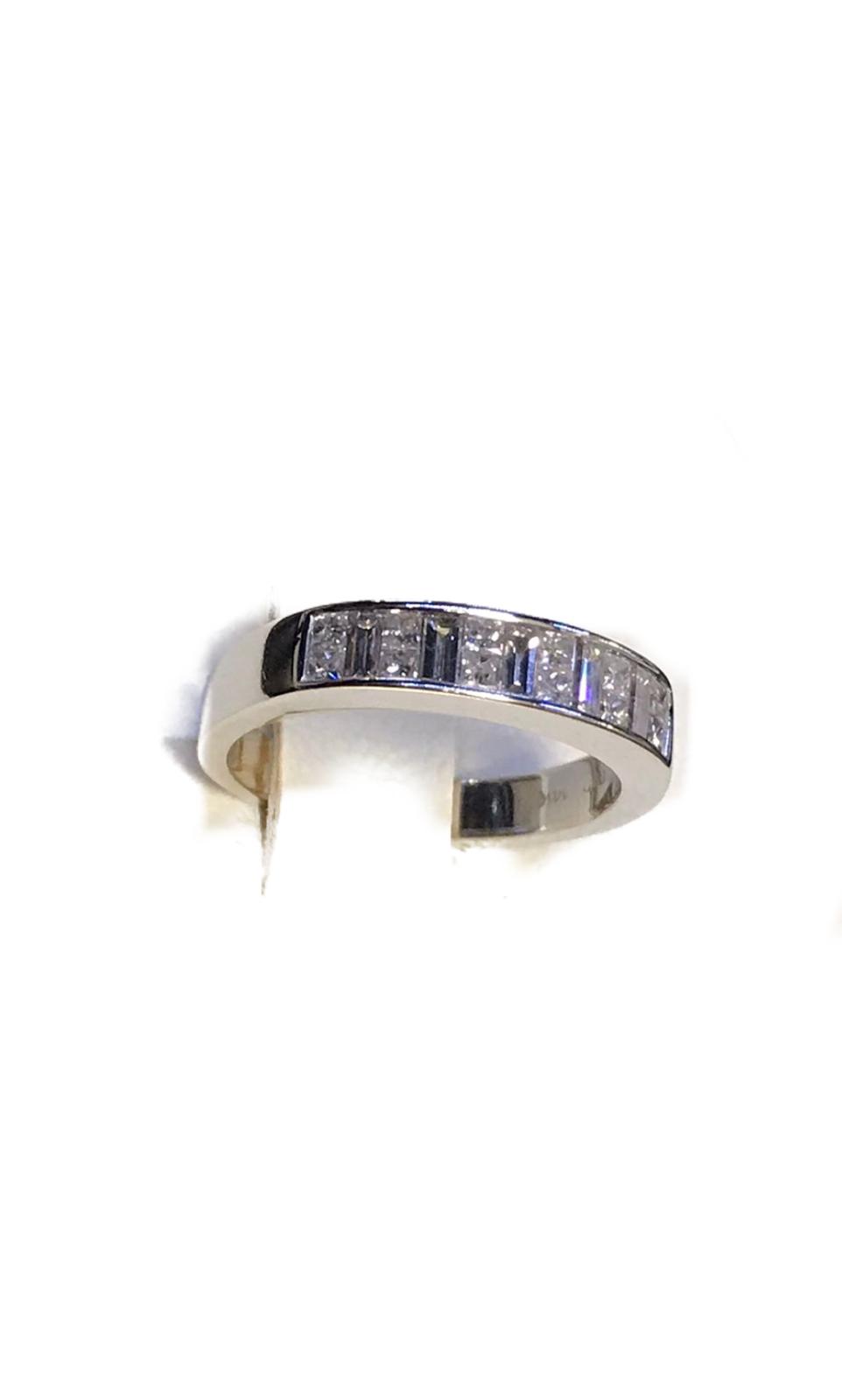 14Kt White Gold and Diamond Ring #4112