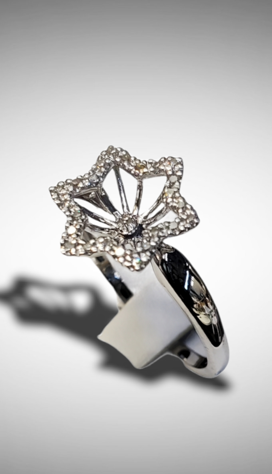 #1952 diamond ring