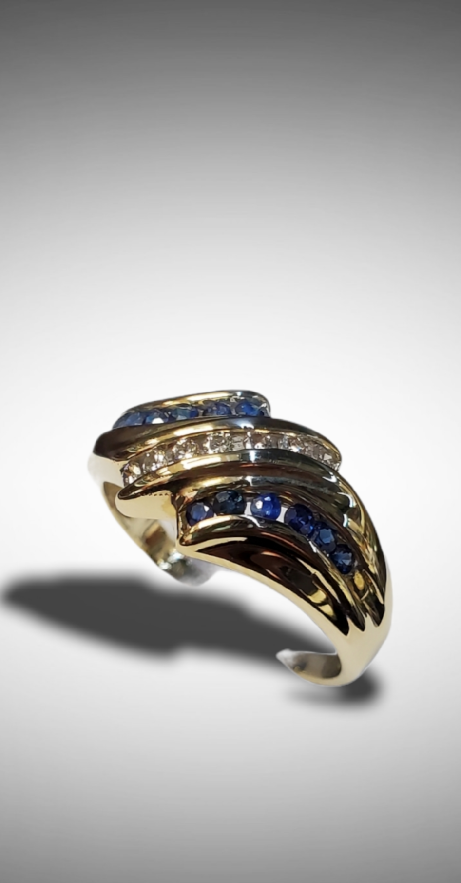 #3327 sapphire and diamond ring