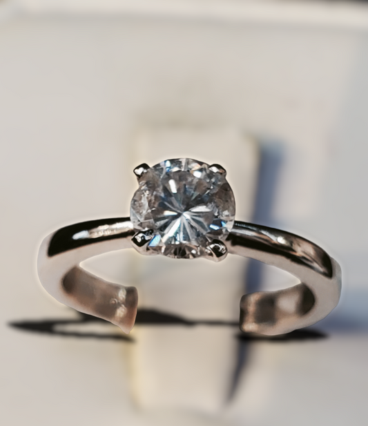 #4941 Solitaire diamond engagement ring
