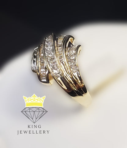10Kt Yellow Gold Diamond Ring #4240