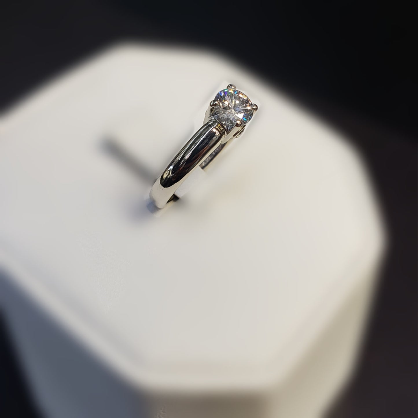 14Kt White Gold and Diamond Ring #4349
