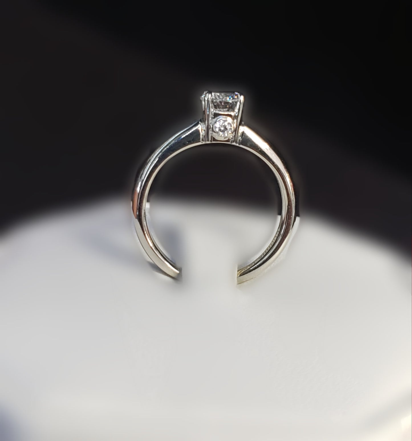 14Kt White Gold and Diamond Ring #4349