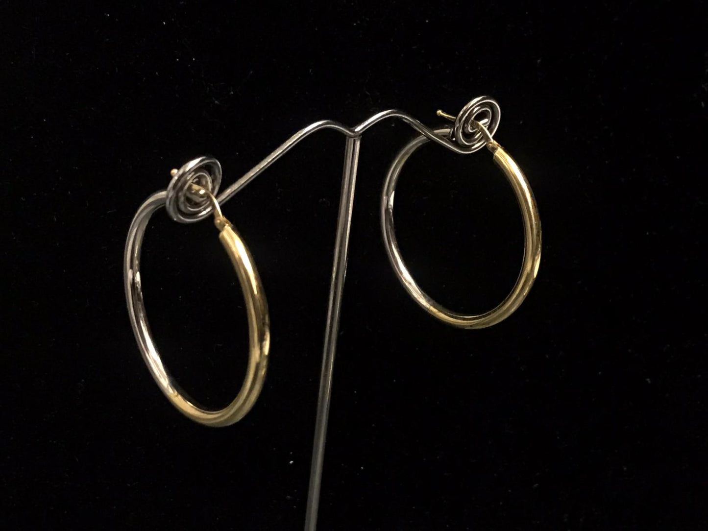 10Kt White and Yellow Gold Earrings 4144