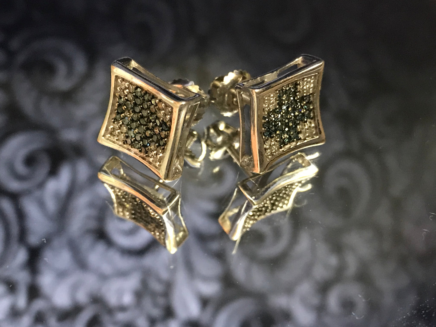 Diamond earrings 4106